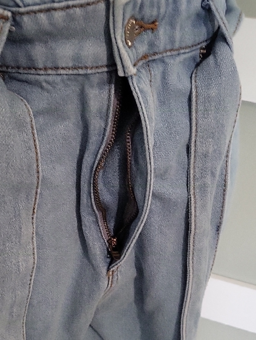 Universal Thread Women’s Denim Romper Size 6 – Light Wash Tie Waist - Picture 10 of 12